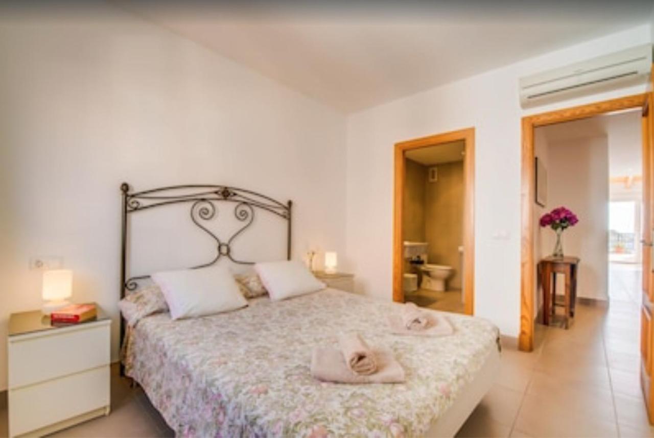 Es Port Penthouse Apartment Santanyi Ngoại thất bức ảnh